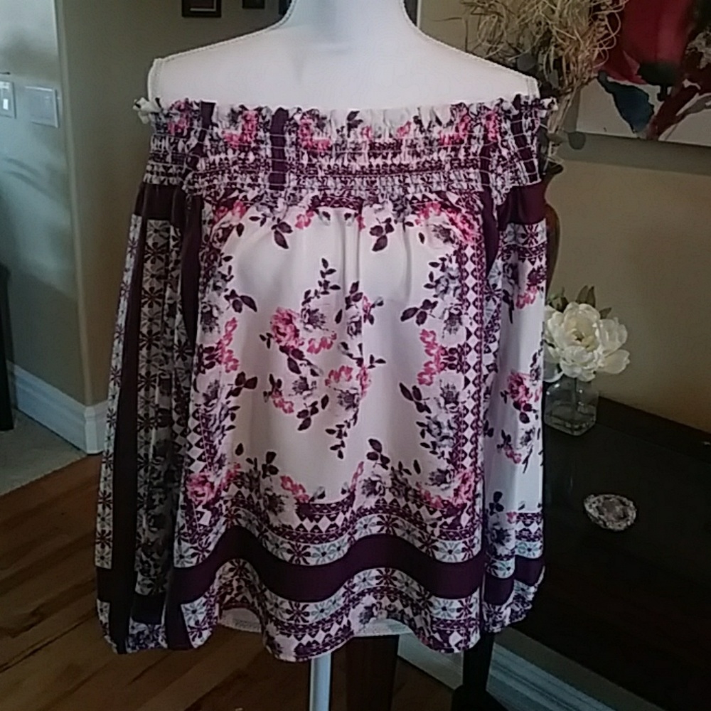 New off the shoulder top